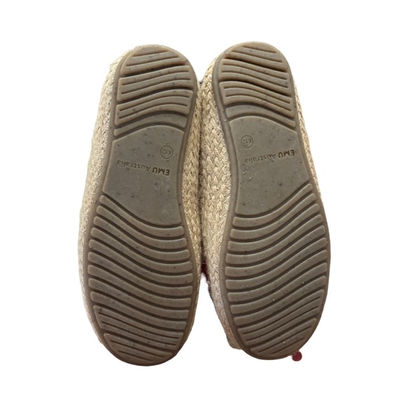 Emu Australia kids flats NWT - size 12 - Picture 4 of 4